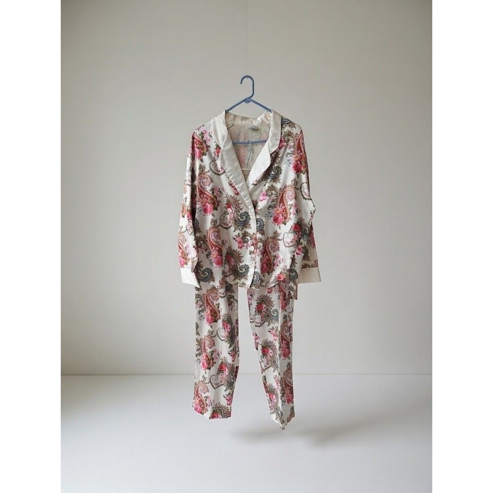 vintage Kathryn brand paisley satin pajama set sz M, FLORAL PATTERN
